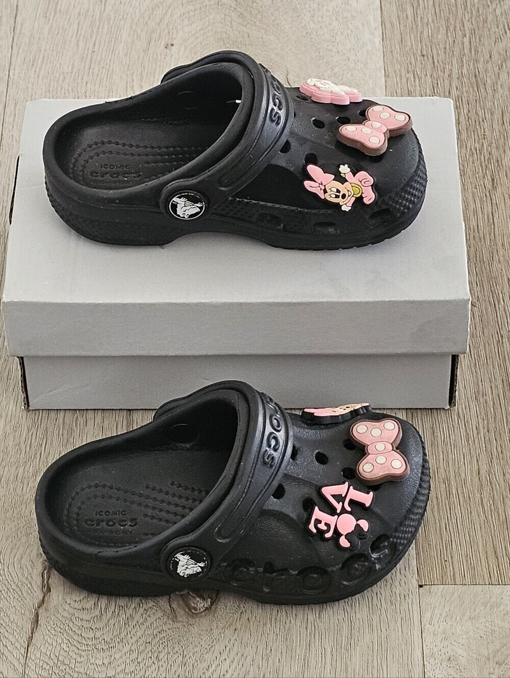 Crocs Classic Clog Kids Black Minnie Mouse Jibbitz Size C6